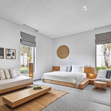 Voyage Torba ホテル *